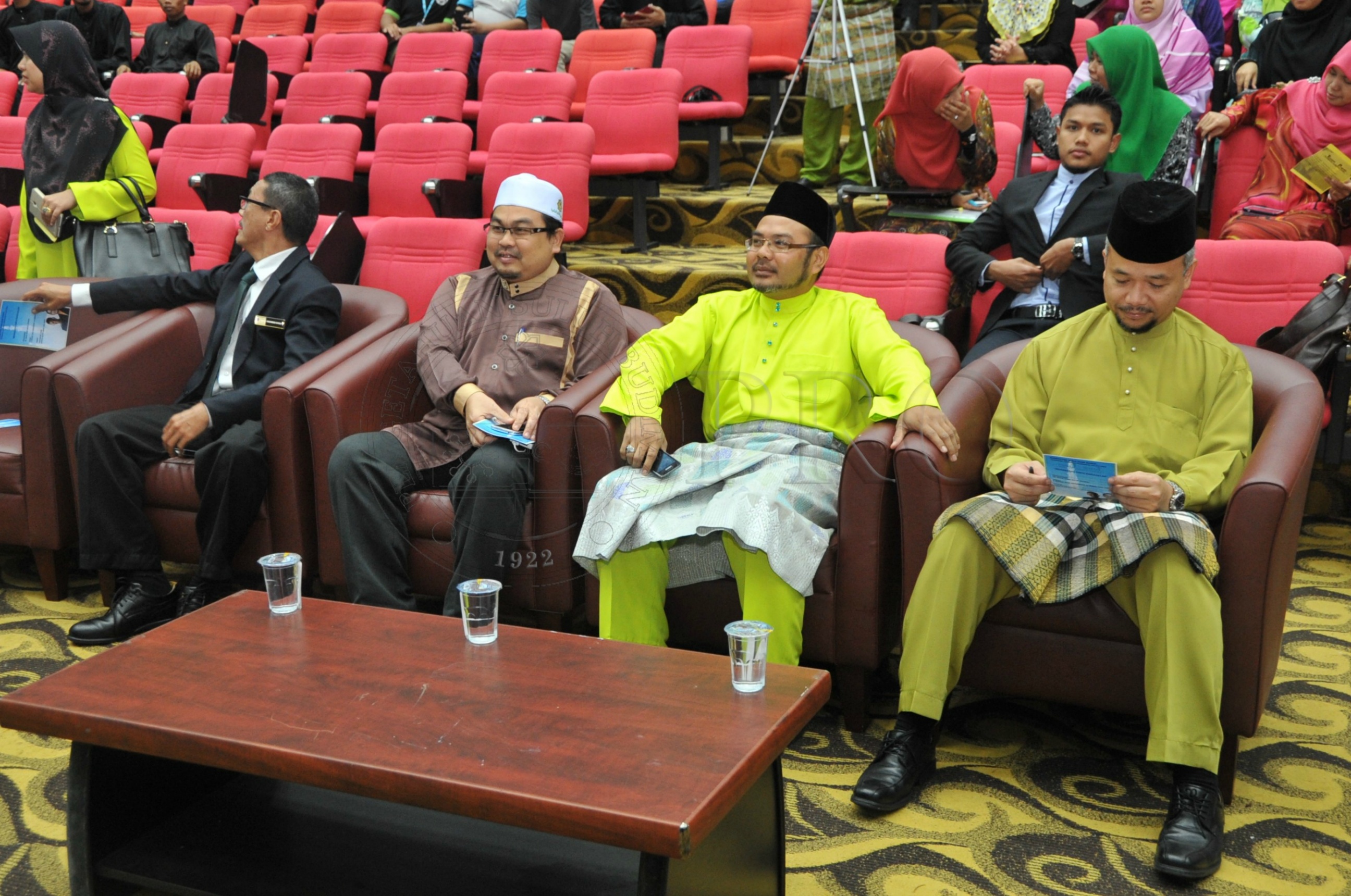 PRO 15 2 MAULIDUR PRO 4103